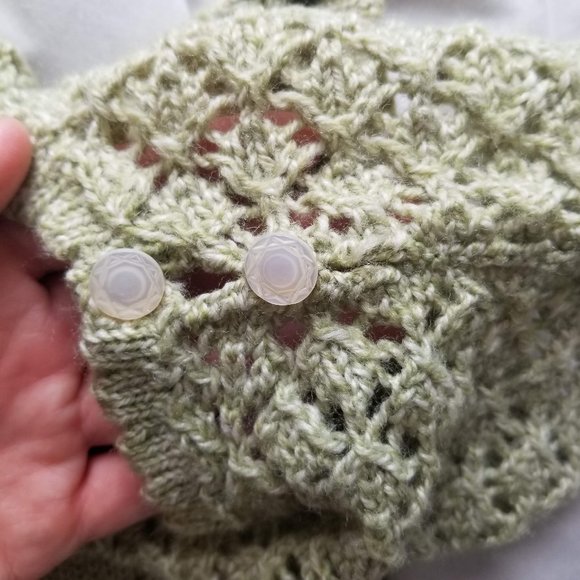 Vintage hand-knit sweater vest top - Picture 3 of 5